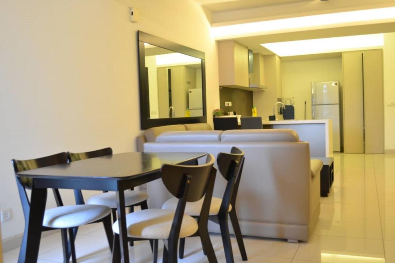Apartment By Wgs Homestay Куала-Лумпур Экстерьер фото